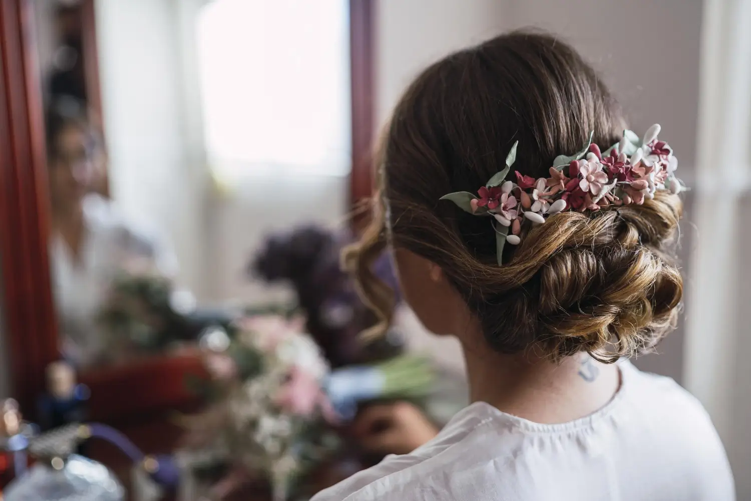 Stunning Bridesmaid Hairstyles to Match Your Wedding Theme